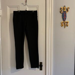 Calvin Klien black cigarette pants. ankle crop